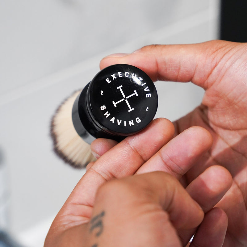 Medium Synthetic Shaving Brush with Black Handle Base