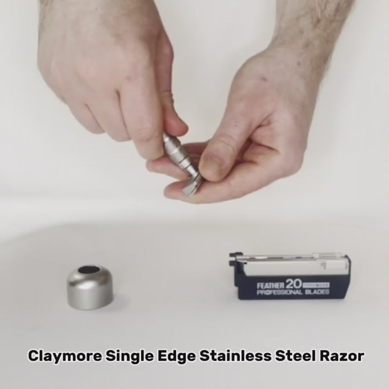 How to Change the Blade in a Claymore Razor